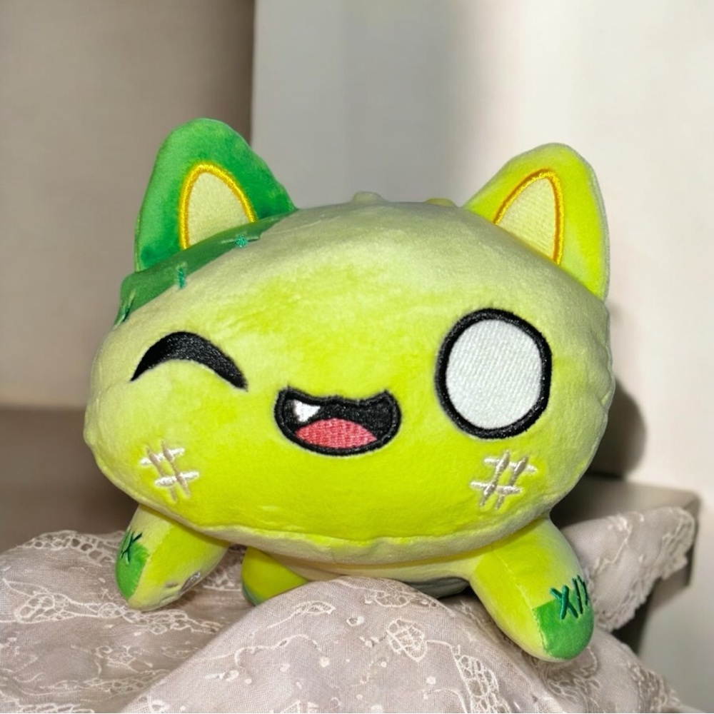 Aphmau MeeMeows Zombie Cat Plush YouTube Gaming Channel